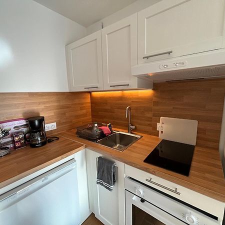 Location D'Un Superbe Appartement Avec Piscine Roquebrune-sur Argens Exteriör bild