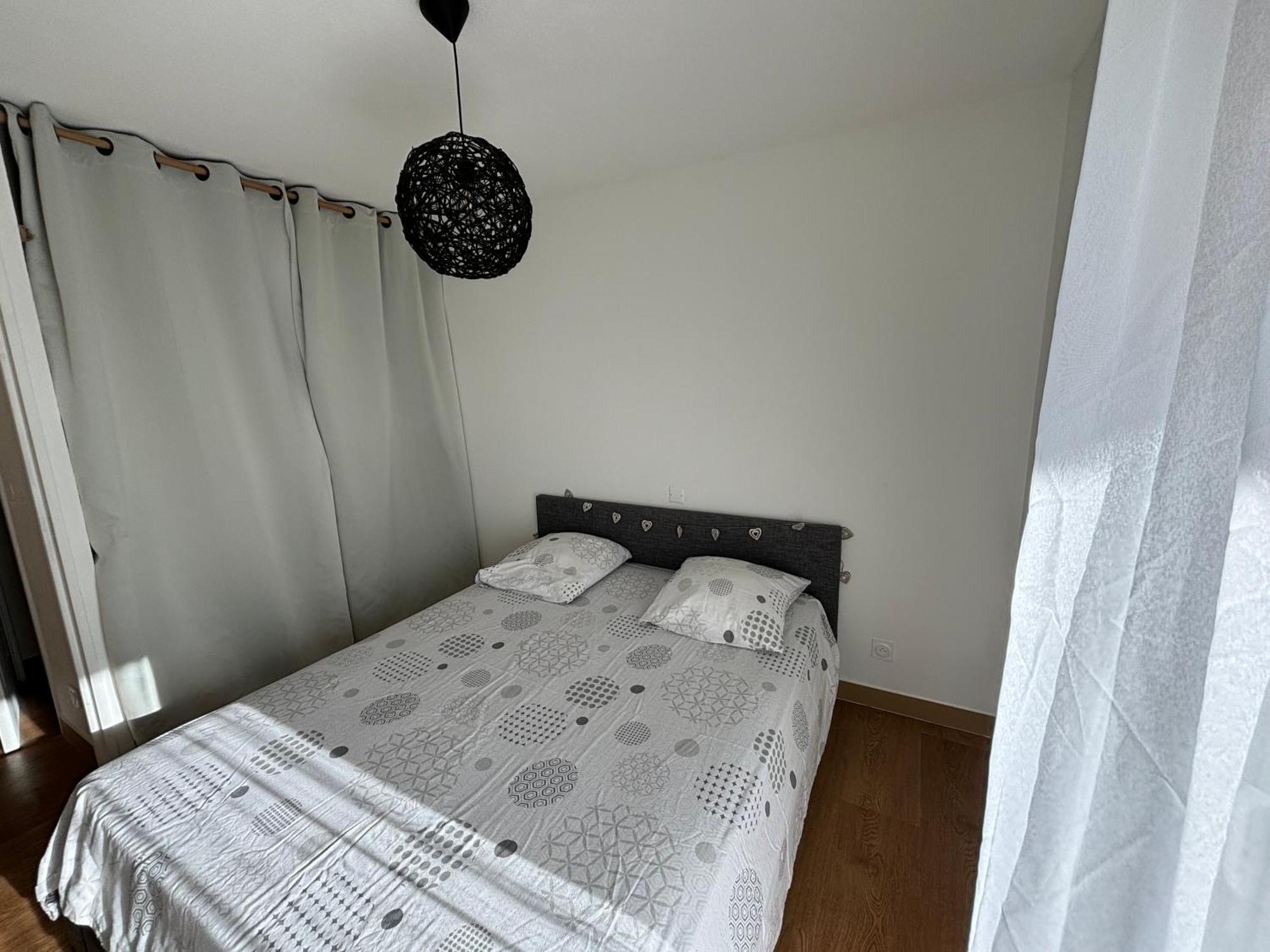 Location D'Un Superbe Appartement Avec Piscine Roquebrune-sur Argens Exteriör bild